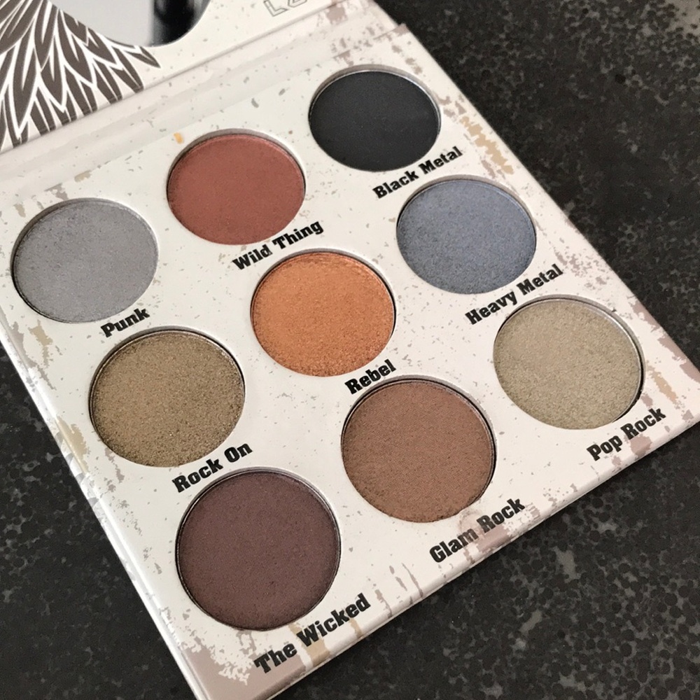 New 9 color eyeshadow palette